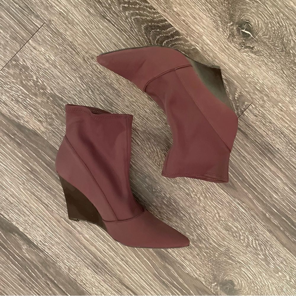 American glamour badgley Mischa wedge boots